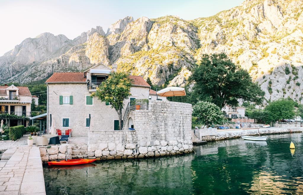 Apartment Lukiduki Kotor Bagian luar foto
