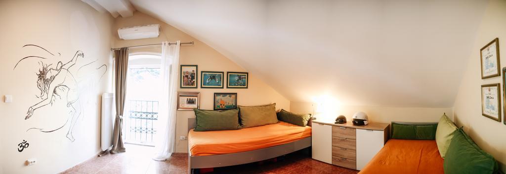 Apartment Lukiduki Kotor Bagian luar foto